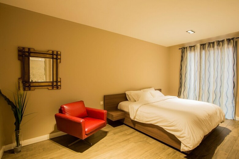 Apartamentos Accra Fine Suites