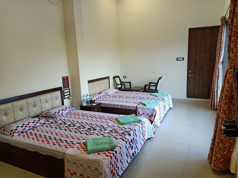 Hotel Nivaant Holidays Alibug