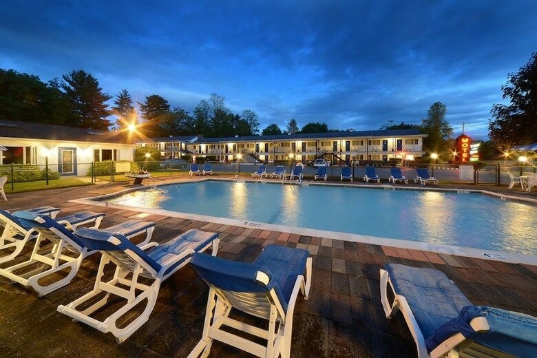 Motel Saratoga Turf And Spa