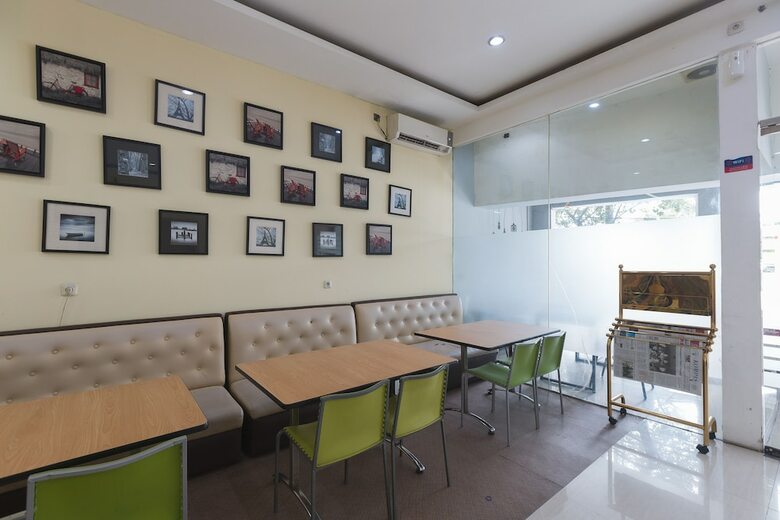 Oyo 773 Hotel Rujia