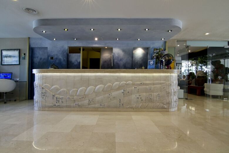 Aparthotel Estrella De Mar