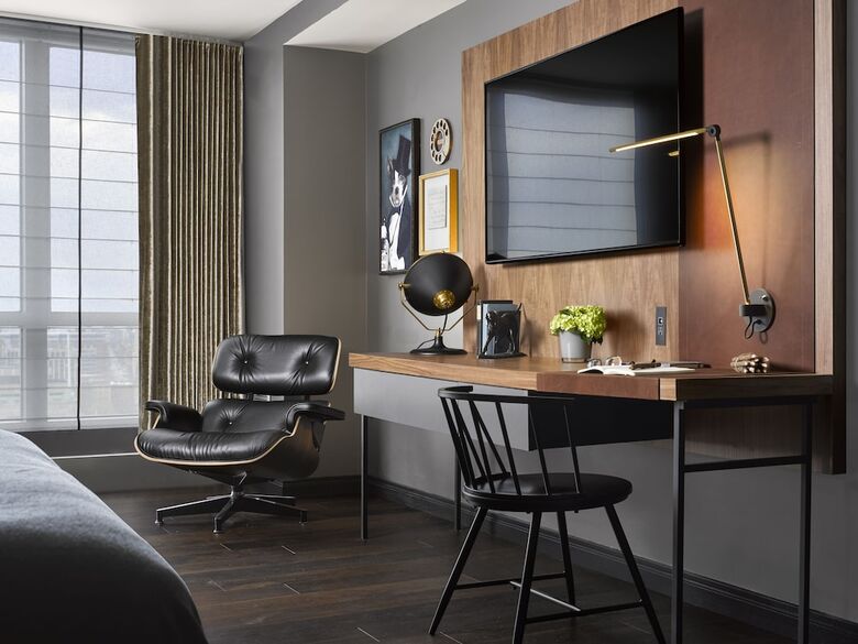 Nine Zero, A Kimpton Hotel