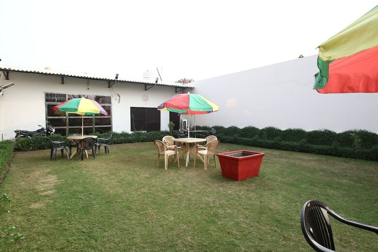 Hotel Vrinda Palace