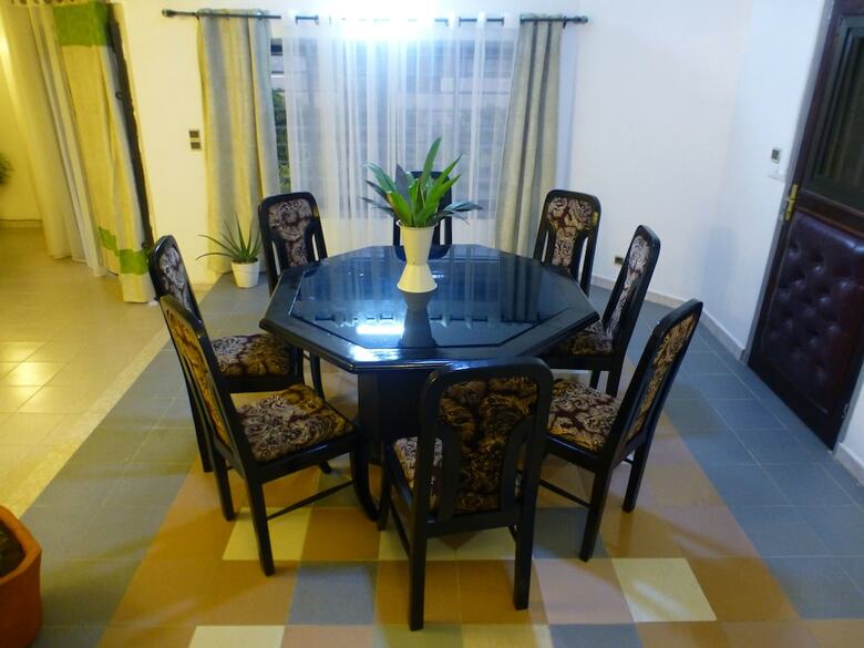 Hotel Femi Guesthouse