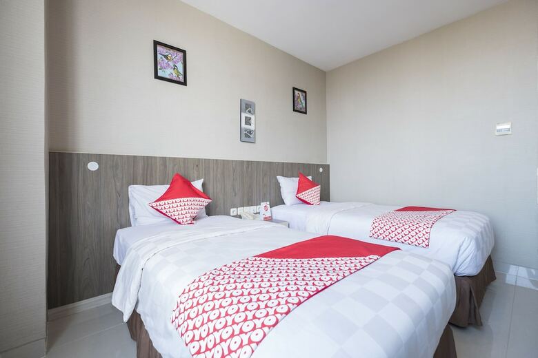 Lynt Hotel Makassar
