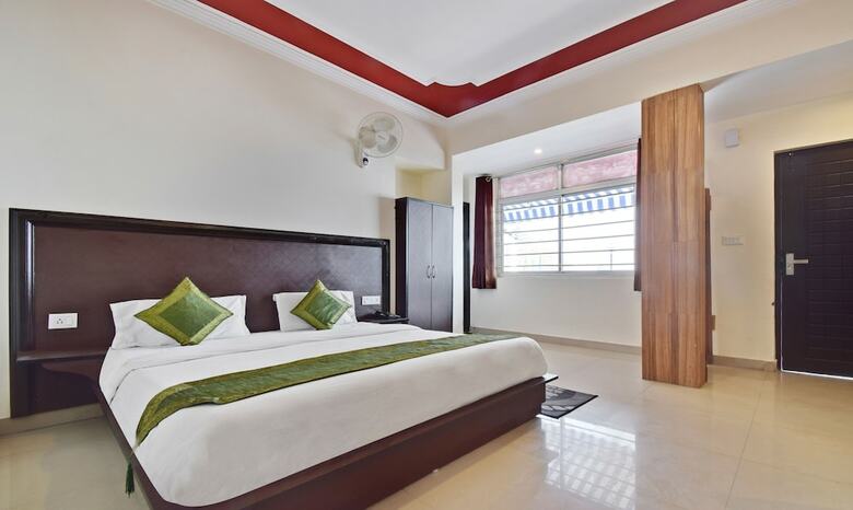 Hotel Treebo Trend Mayur