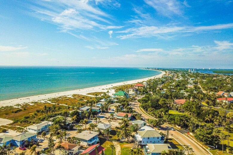 Fort Myers Couples Getaway