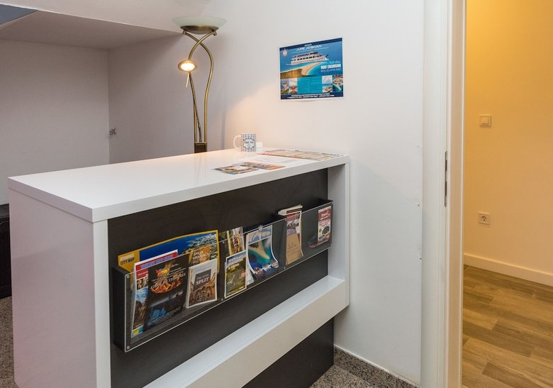 Hotel Rooms And Apartments Bruno