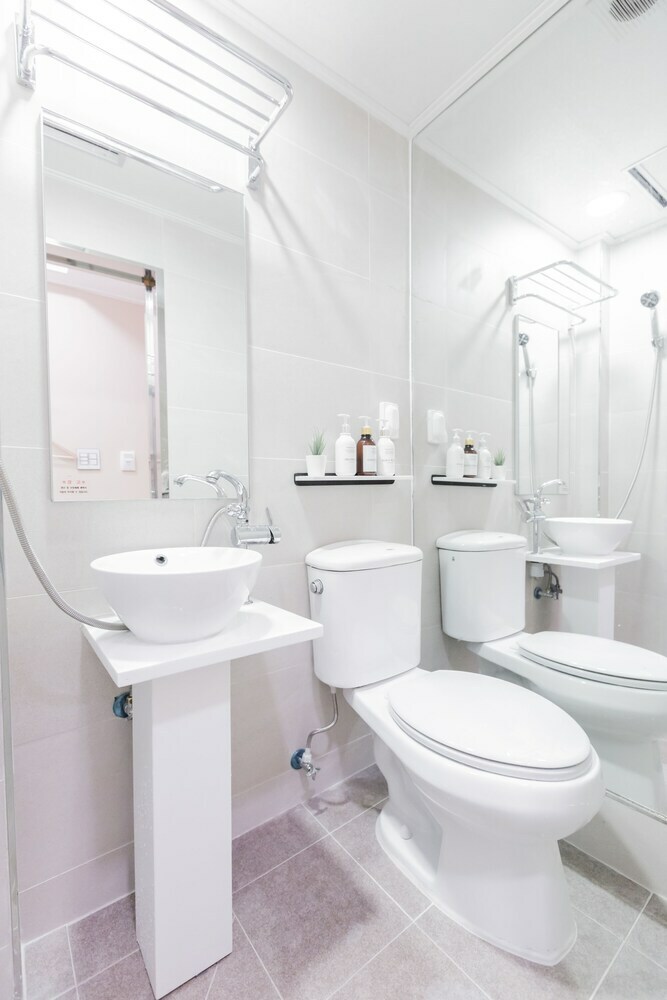 Hotel Aini House