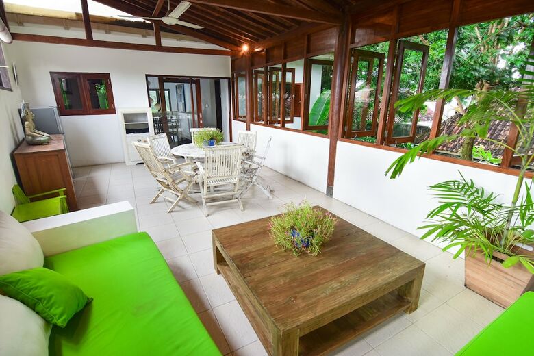 Bed & Breakfast Tigalima Homestay