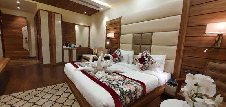 Hotel Makhan Residency