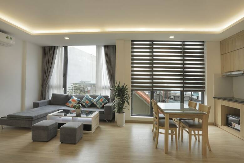 Apartamentos Quang An Building