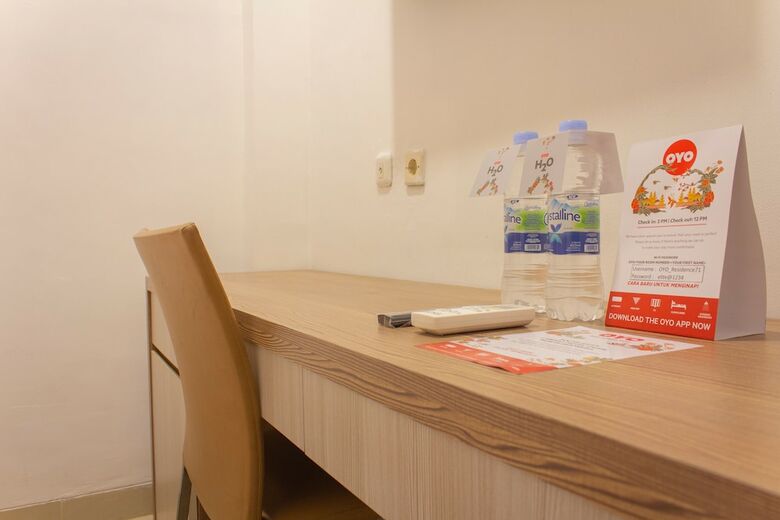 Hotel Oyo 657 Elite Residence 71
