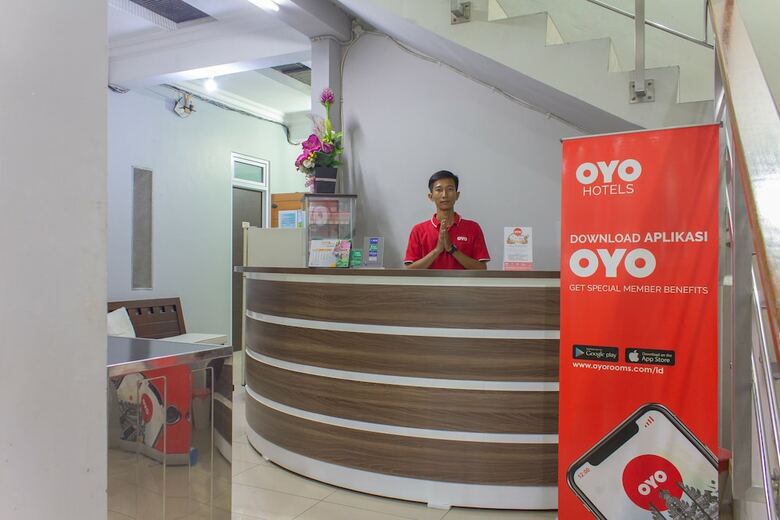 Hotel Oyo 657 Elite Residence 71