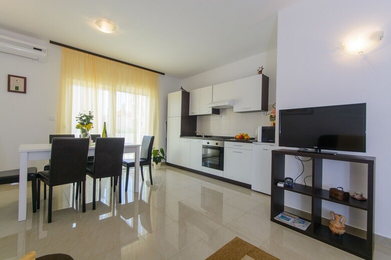 Apartment Center Trogir 1