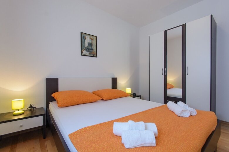 Apartment Center Trogir 1