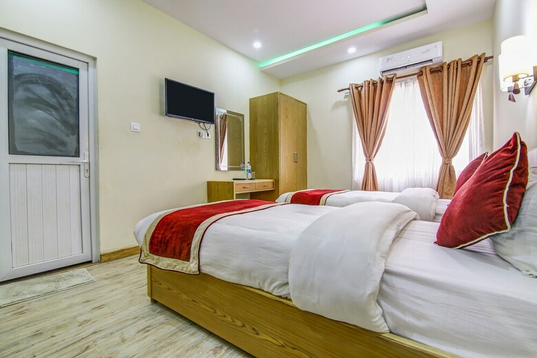 Hotel Oyo 350 Amrapali Cottage