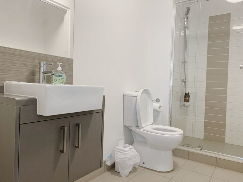 Poplar Box Hill Apartment