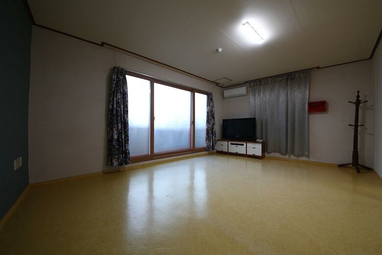 Hotel Secret House