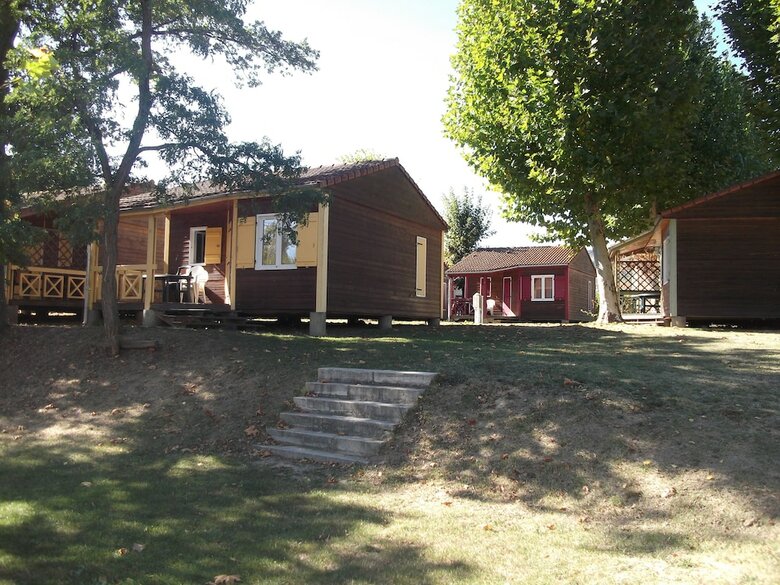 Camping Des Gorges De L'allier