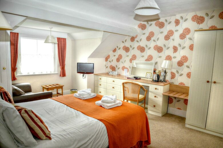 The Lion Hotel