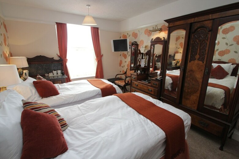 The Lion Hotel