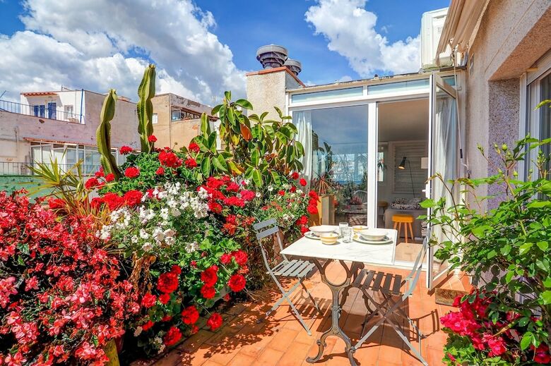 Secret Garden Apartment