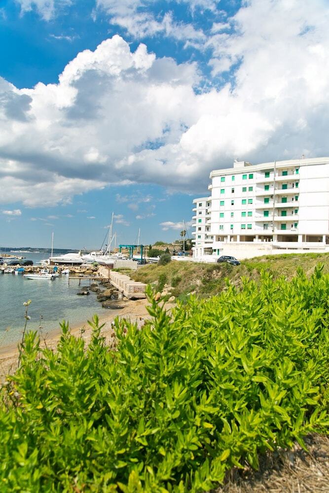 Bluemarine Apartment