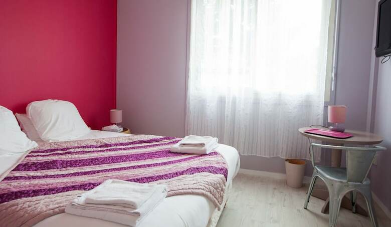Moodz Hotel