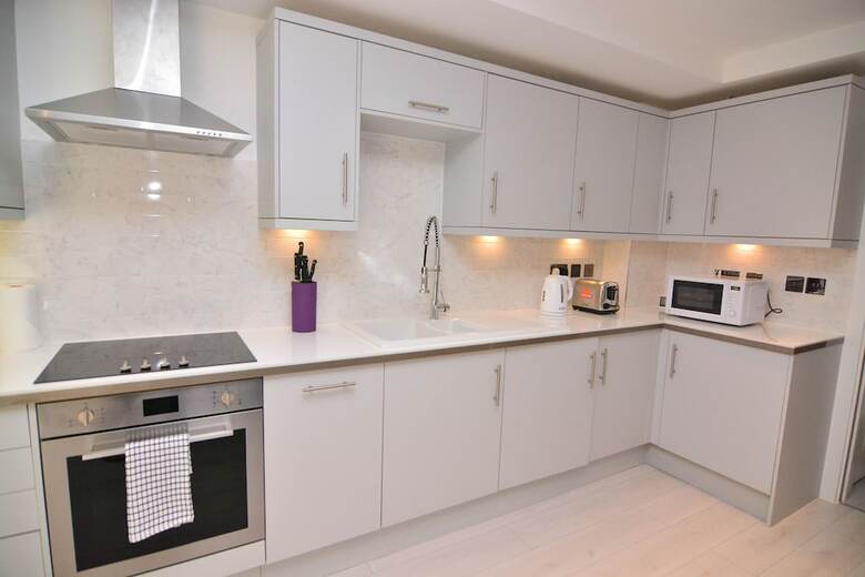 Macarena Wharf Apartments