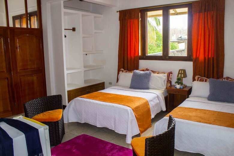 Bed & Breakfast Gala House Gal�pagos