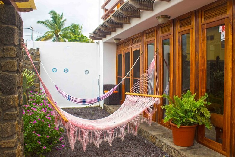 Bed & Breakfast Gala House Gal�pagos