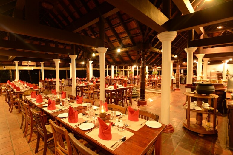 Hotel Coconut Lagoon-cgh Earth