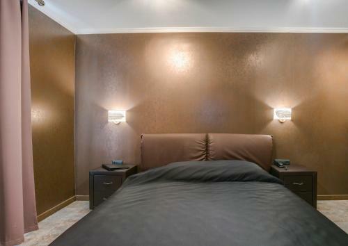 Grey Hotel