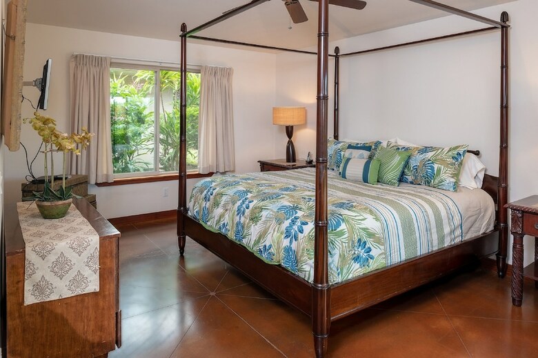Villa Quatro - Five Bedroom House