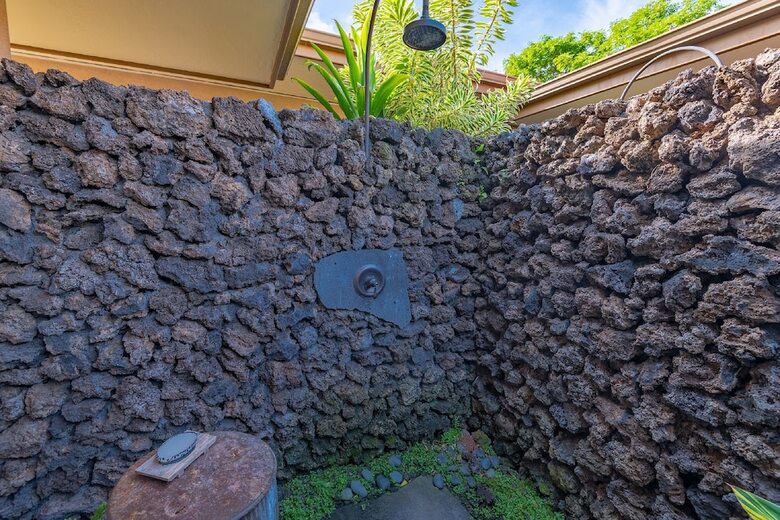 Villa Quatro - Five Bedroom House