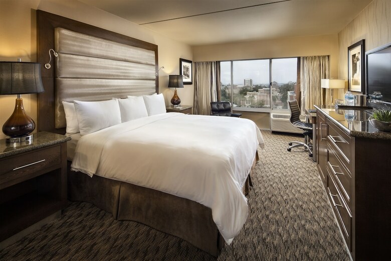 Usc Hotel