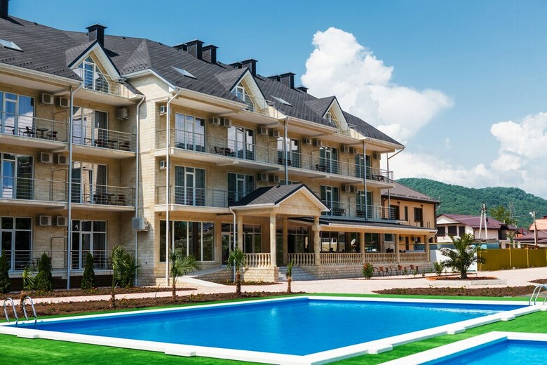 Hotel Revu