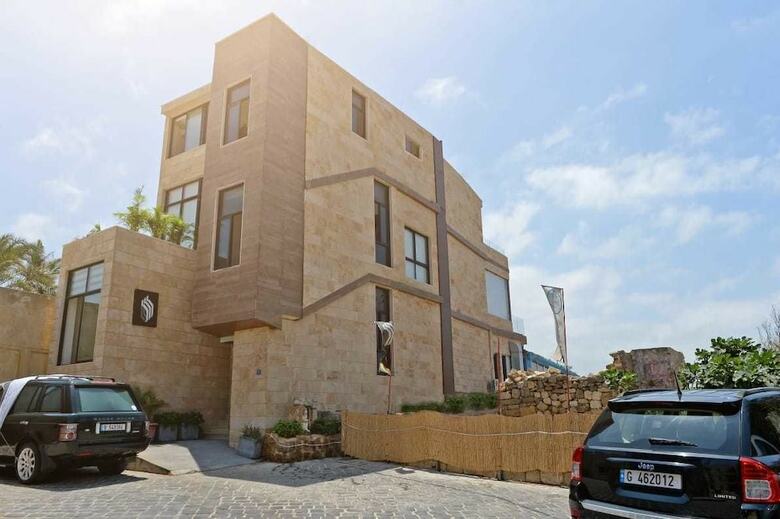 Apartamentos Batroun Bahsa Bay