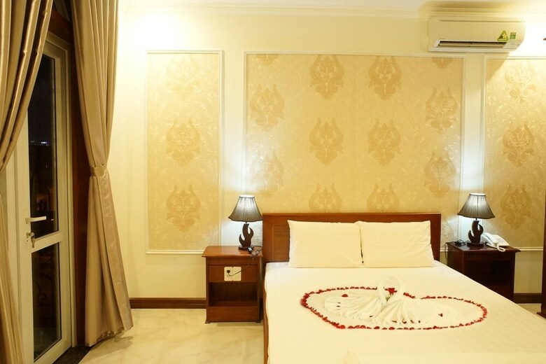 L� Na Villa Hotel
