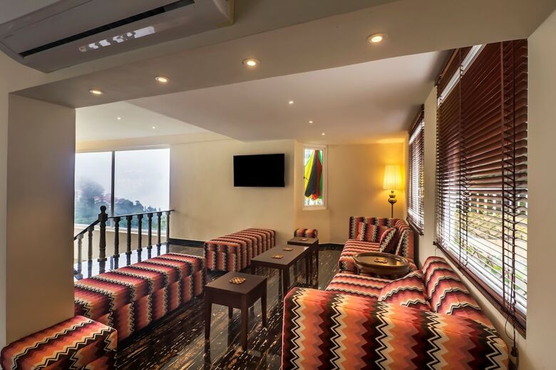 Hotel Ellbee Mussoorie Hills