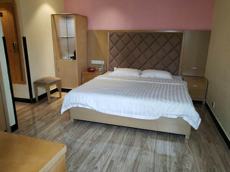 Guangzhou Haifan Hotel