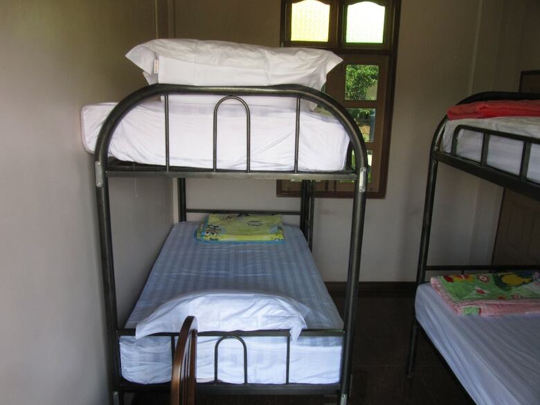 Hostal Lux Pillow Hostel Hpa An