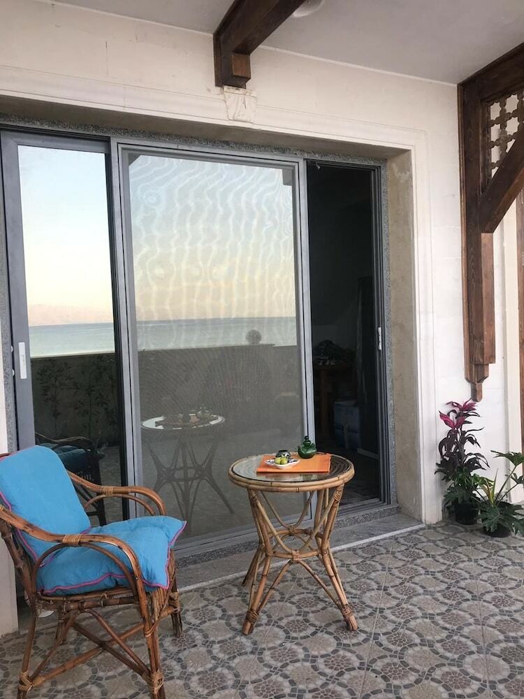 Ganesha Beach Apartments
