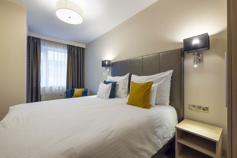 Cherry Apartments Palace Quarter