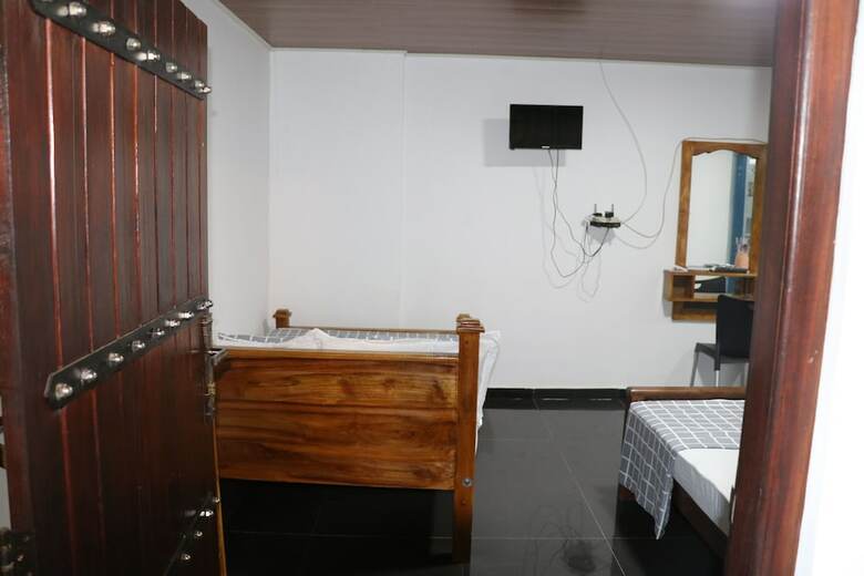 Hotel Ceylon Resort
