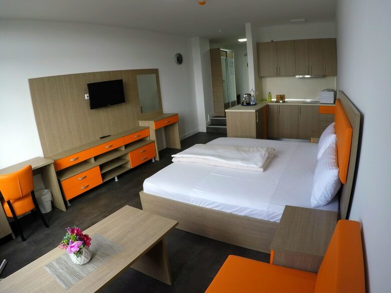 Terminal Hotel One