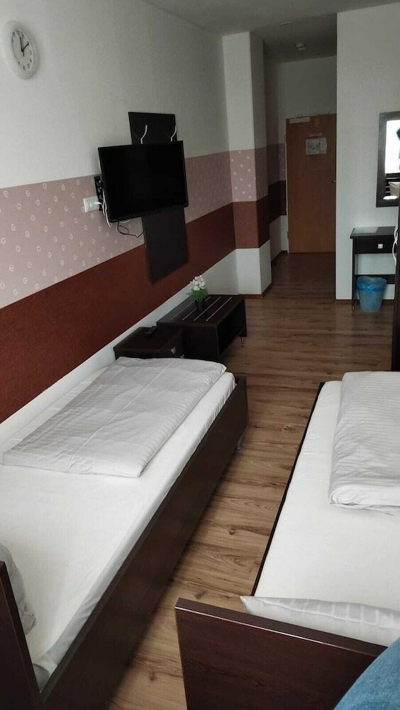 Terminal Hotel One