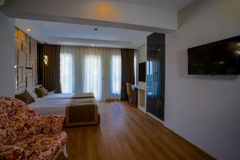 Lara Garden Butik Hotel