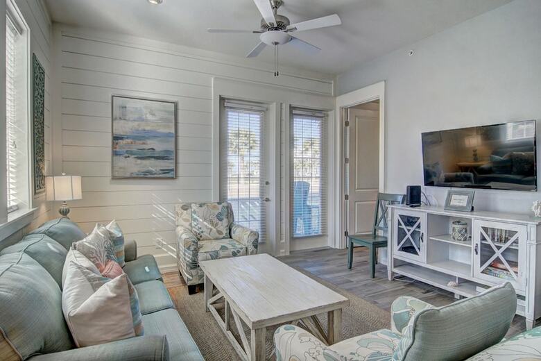 Cinnamon Shore- Sit Back & Relax Tc 10103